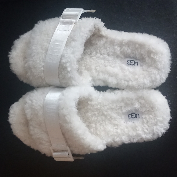 UGG Treadlite Slide Slippers - Picture 7 of 9